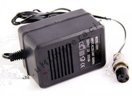 Nabíječka pro dětské čtyřkolky 12V