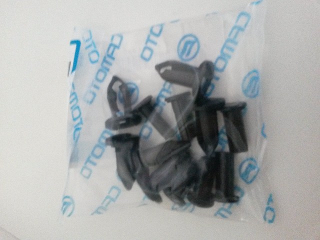 plastový trn CFMOTO