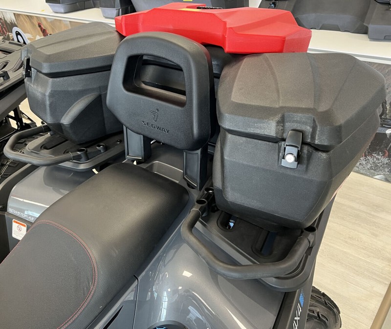 SHARK PLASTOVÝ BOX NA ČTYŘKOLKU AX115