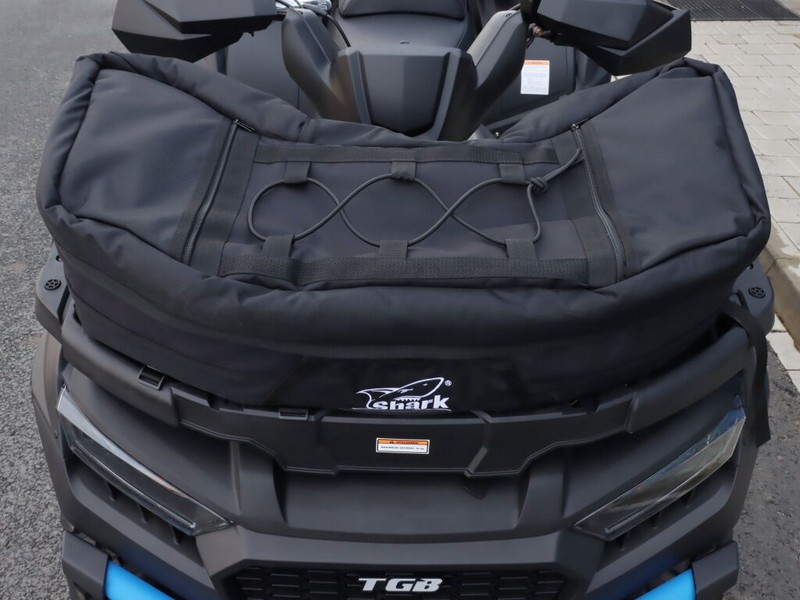 SHARK PLATĚNÝ BOX NA ČTYŘKOLKU, VELKÝ