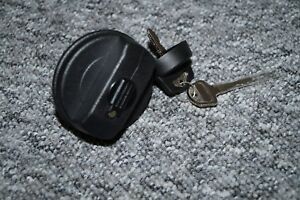 uzamykatelné víčko nádrže